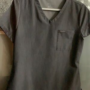 jaanuu scrub top